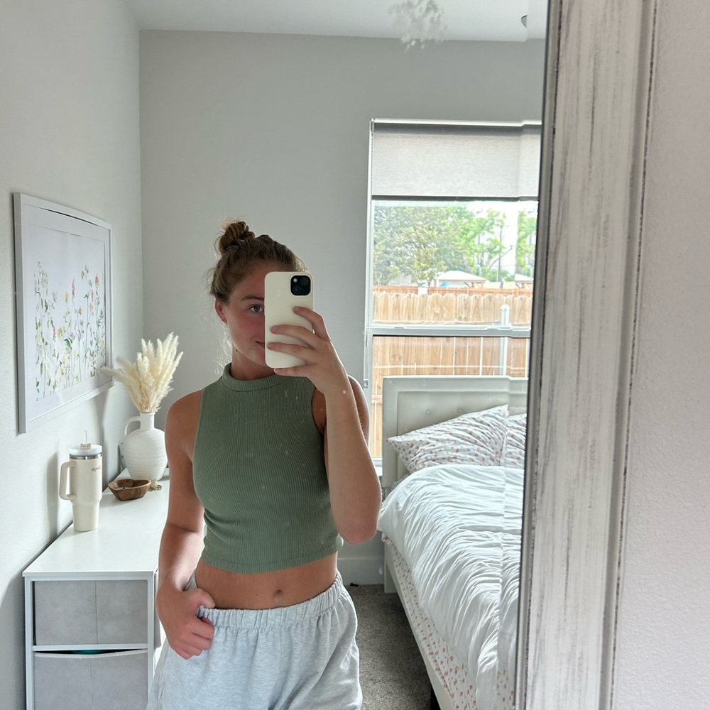 Zara green top